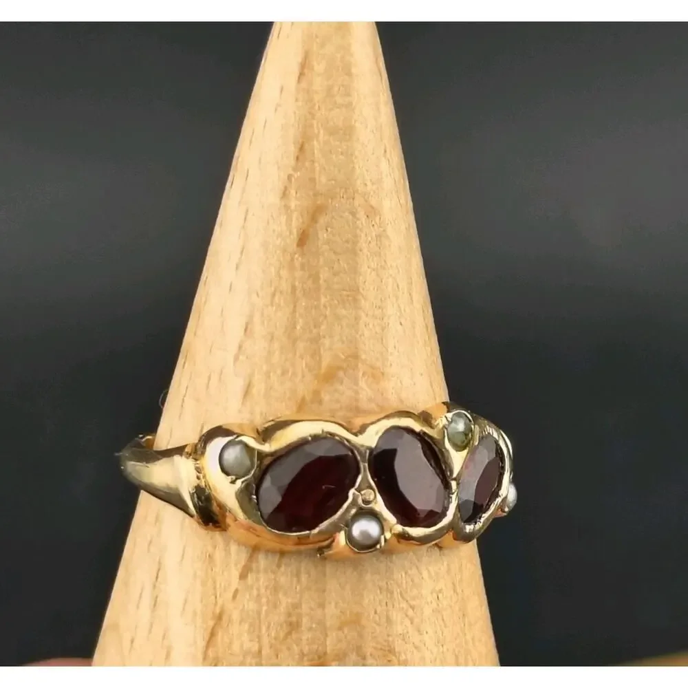Vintage 14K Gold Red Glass Paste & Seed Pearl Ring 2.10g Size 6 Victorian Style